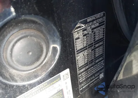 2020 Jaguar F-Pace Premium P250 Awd Automatic z USA, uszkodzony, nr VIN SADCJ2FX4LA647160